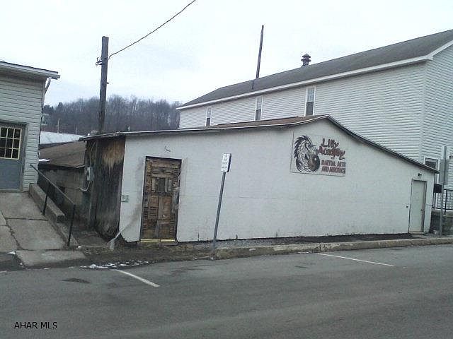 2nd image of 417 Cleveland St