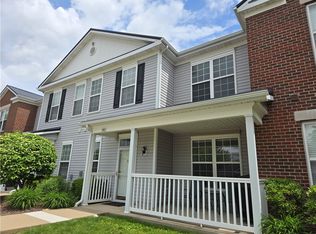 903 Sonie Dr, Sewickley, PA 15143