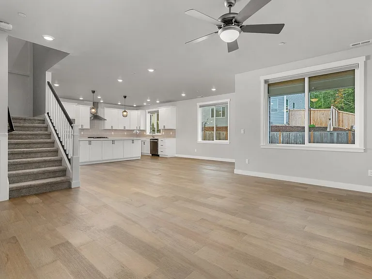 1424 Baker Heights Loop — Photo 14