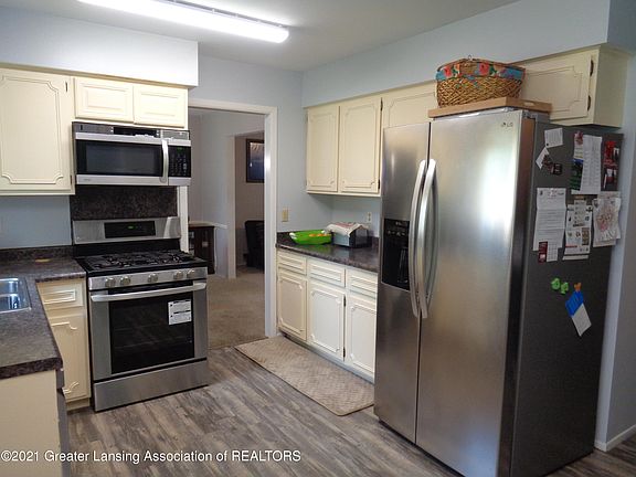 5th image of 1324 N Magnolia Ave