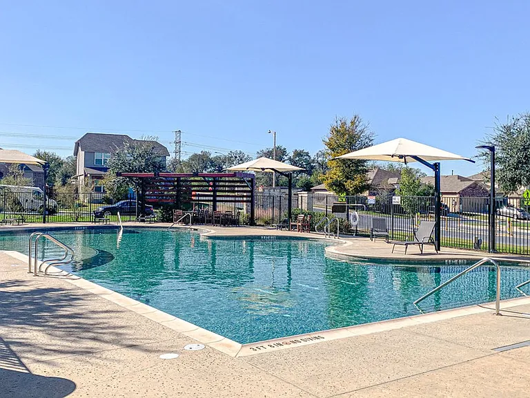 6705 Loretta White Ln — Photo 9
