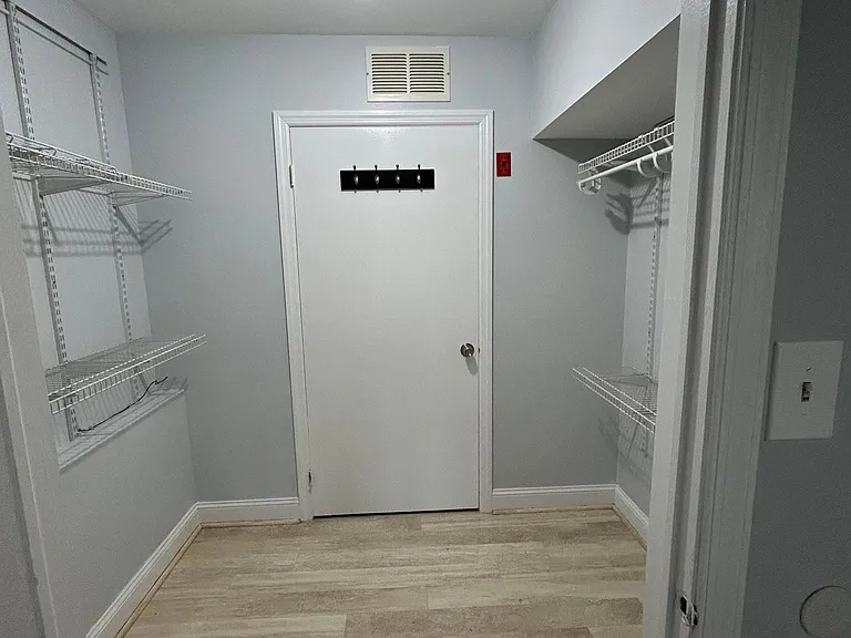115 Orlando St #115 — Photo 6