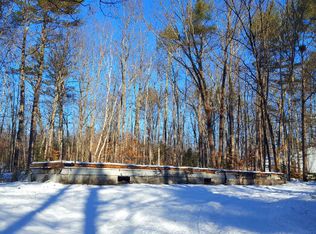 34 Maple St, Casco, ME 04015
