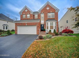 29 Bristol Rd, Manalapan, NJ 07726