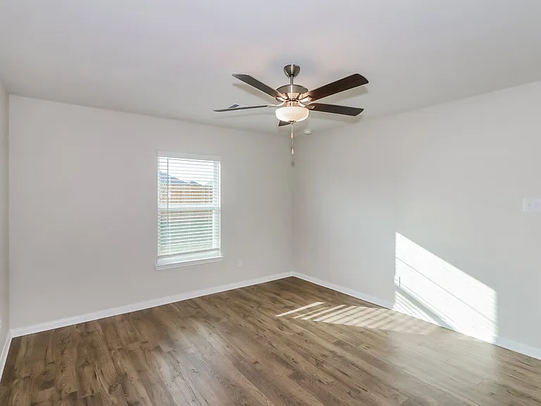 7542 Tipton Meadow Way — Photo 8