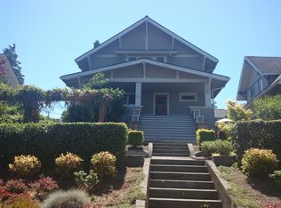 417 Smith St, Seattle, WA 98109