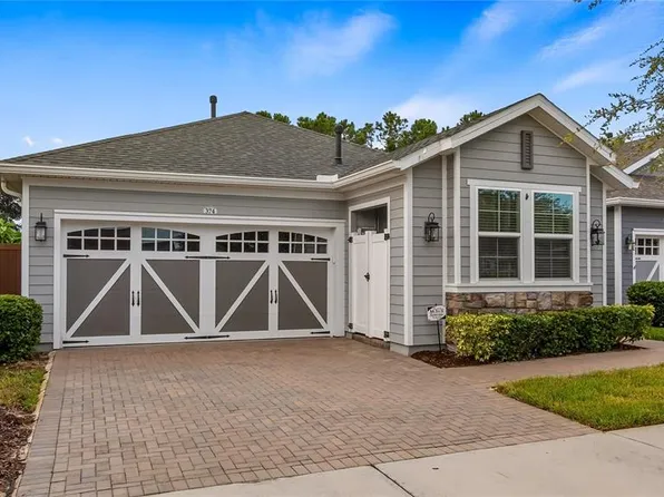374 Alcove Dr, Groveland, FL 34736