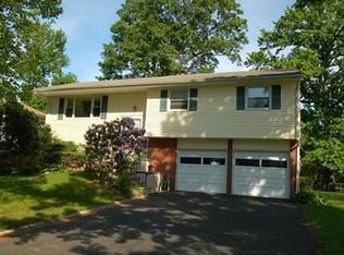 358 Carolina St, Clark, NJ 07066