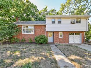 203 Johnson Ln, Parlin, NJ