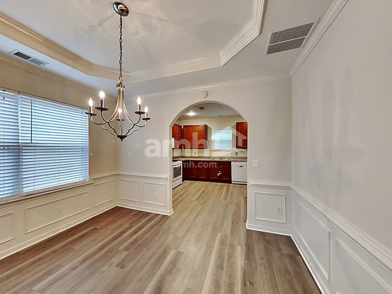 1637 Bradmere Ln — Photo 5