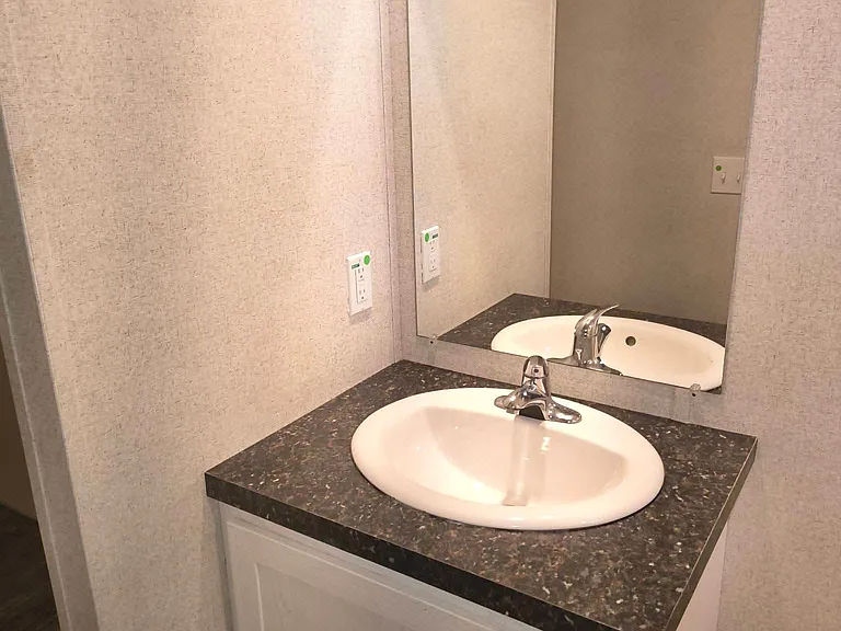 43 Sunset Ave — Photo 18