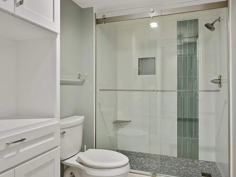 603 Lake St #115 — Photo 40