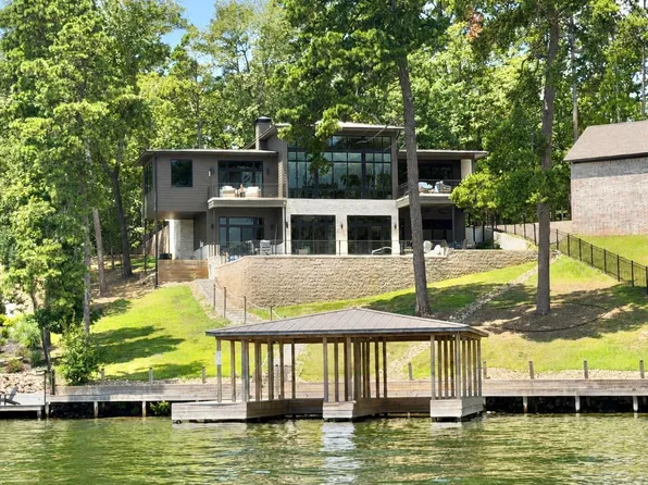 1531 Marion Anderson Rd, Hot Springs National Park, AR 71913