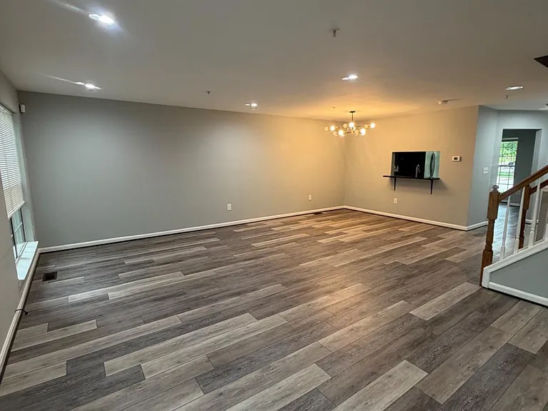 10875 Sherwood Hill Rd — Photo 9