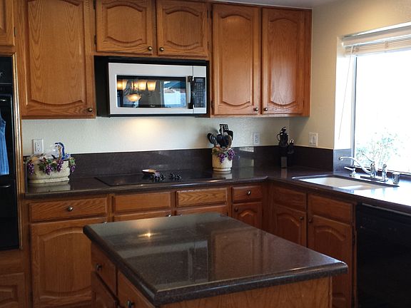 3rd image of 25484 Day Lily Dr
