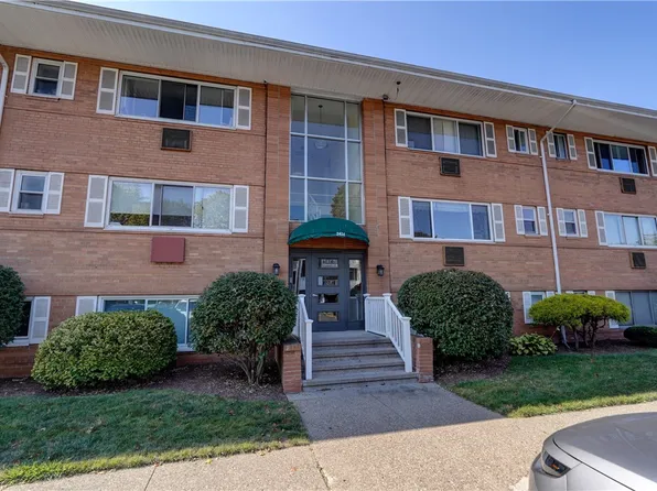 2434 East Ave APT D, Rochester, NY 14610