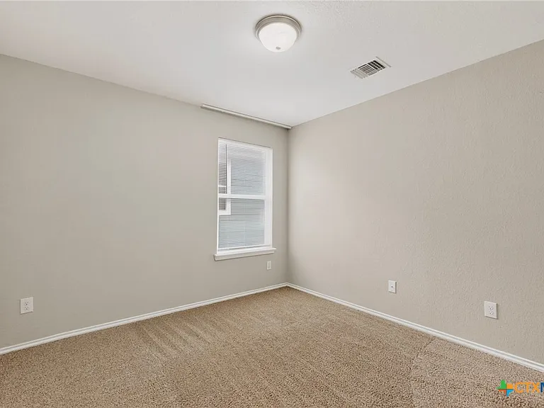 429 Sheepshank Dr — Photo 32