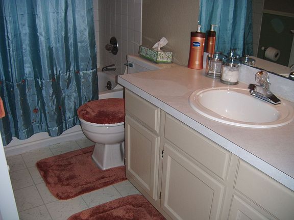 Full Bath - Upstairs