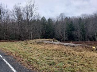 975 Plank Rd, Averill Park, NY 12018