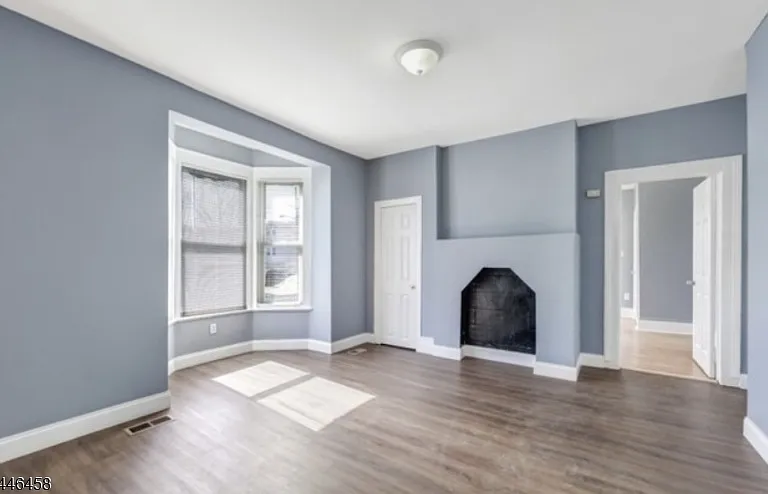 476 S 18th St — Photo 3