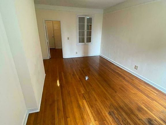3rd image of 173 E 92nd St #4D