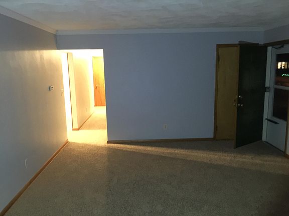 5th image of 506 Harvest Ln