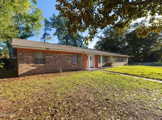 2816 Williamsburg Rd, Hattiesburg, MS 39402