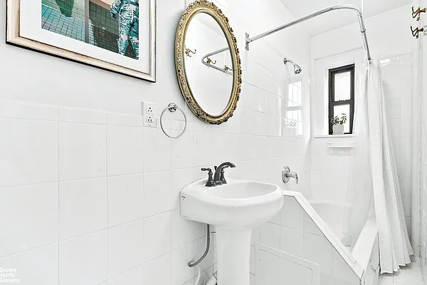 Rented by Brown Harris Stevens | media 4