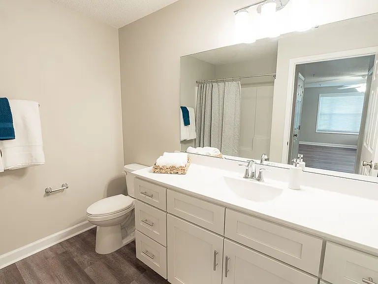 Treybrooke Apartments — Photo 7