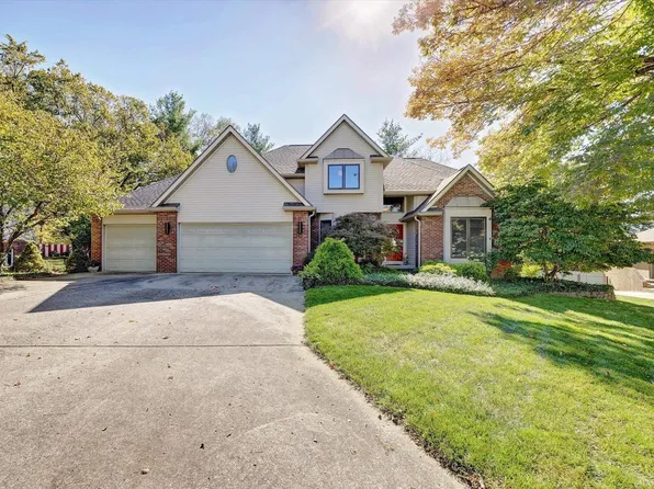2717 N Blue Ridge Ct, Bloomington, IN 47408