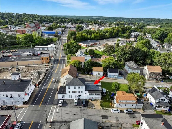 1366 Main St, West Warwick, RI 02893