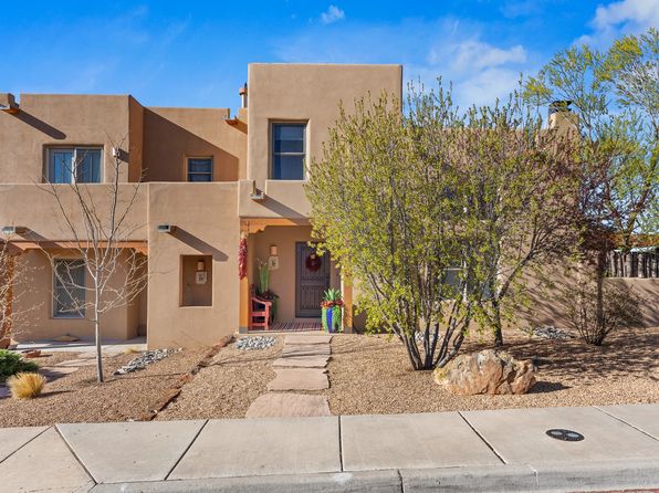 16 Camino De Vecinos, Santa Fe, NM 87507