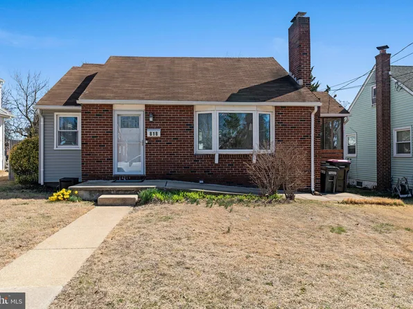 818 Price Ave, Glendora, NJ 08029