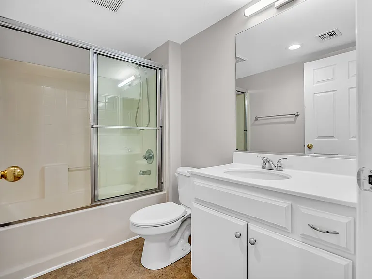 315 Westlake Vista Ln — Photo 13
