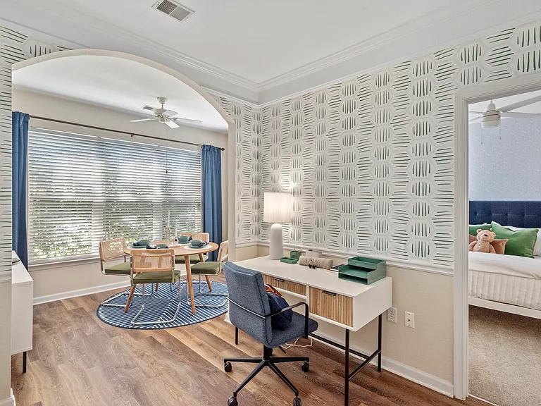 Hideaway at Greenbrier — Photo 7