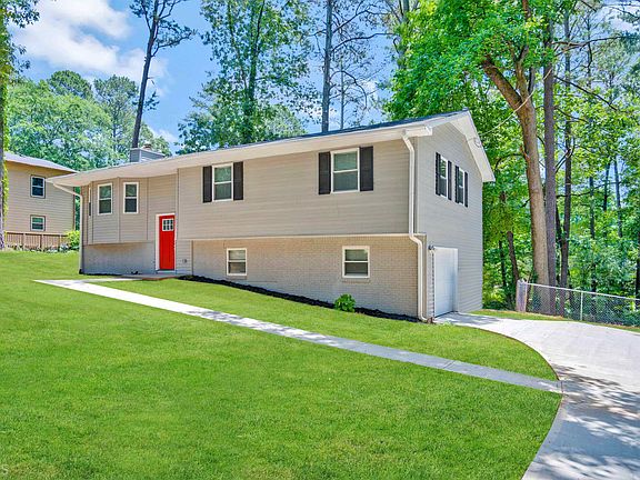 3rd image of 3200 Vail Ct