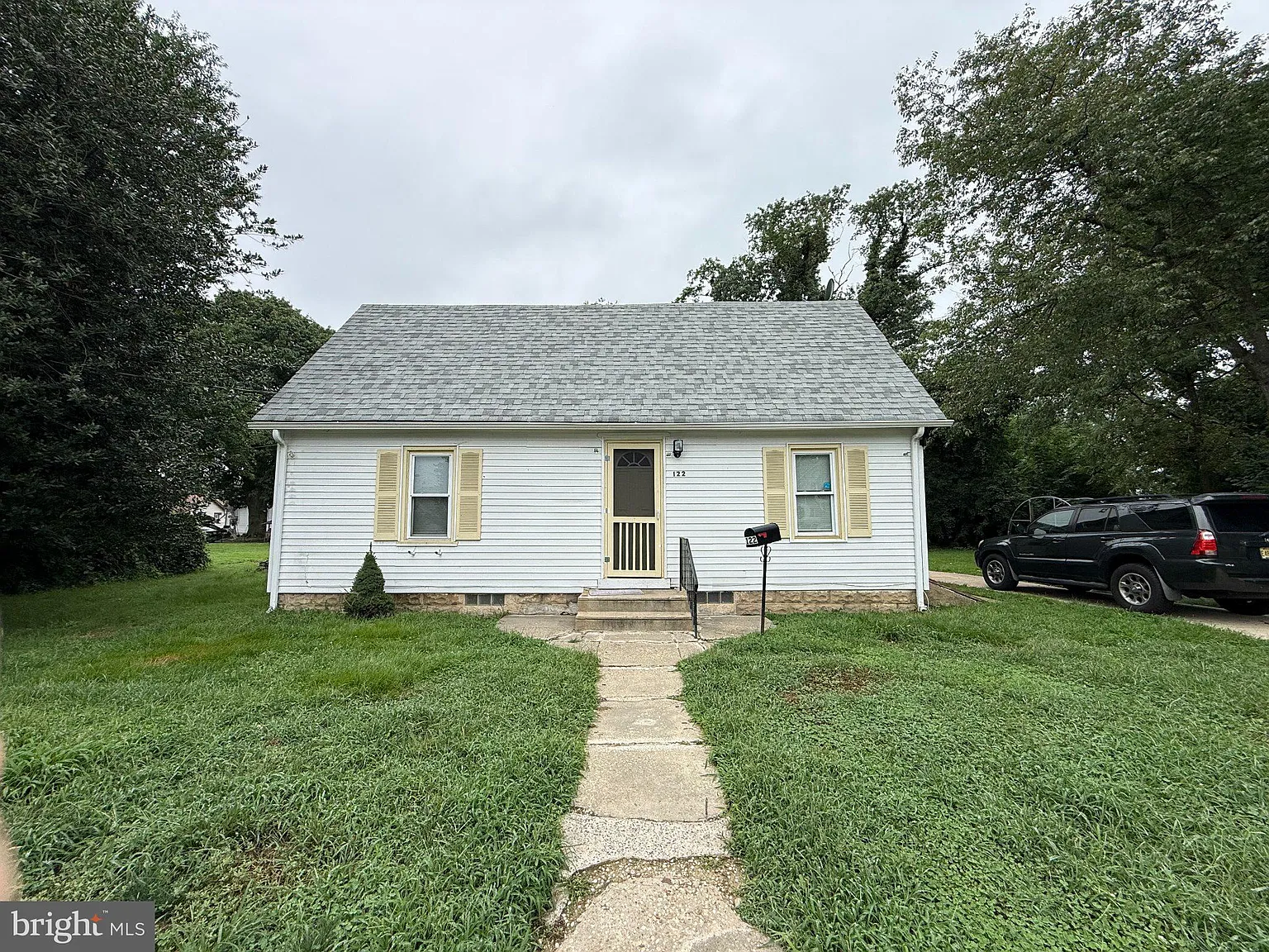2 bed, 1.0 bath, 860 sqft, $2,200 — Photo 1