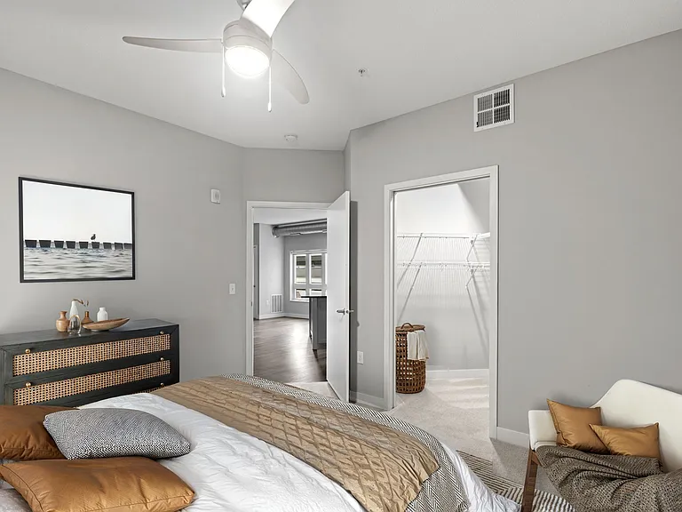 Tamarack - 1 Bed / 1 Bath - 778 Sq.Ft.