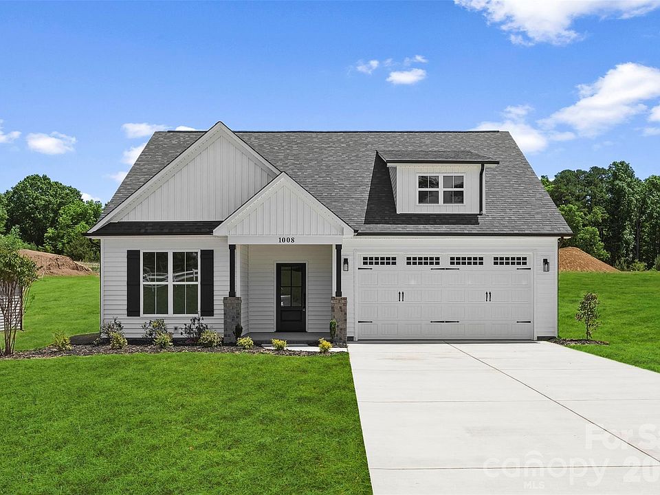 1st image of 1008 Speight Rd