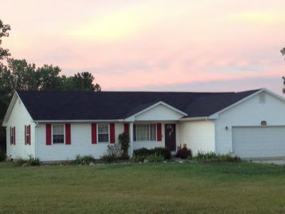 125 Brooks Ct, Oakwood, IL, 61858