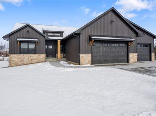 5184 Belle Field Ct, Marion, IA 52302