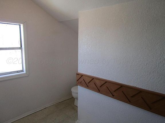 5th image of 816 Bradley Dr