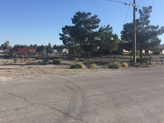 3rd image of 5609 Dorrell Ln