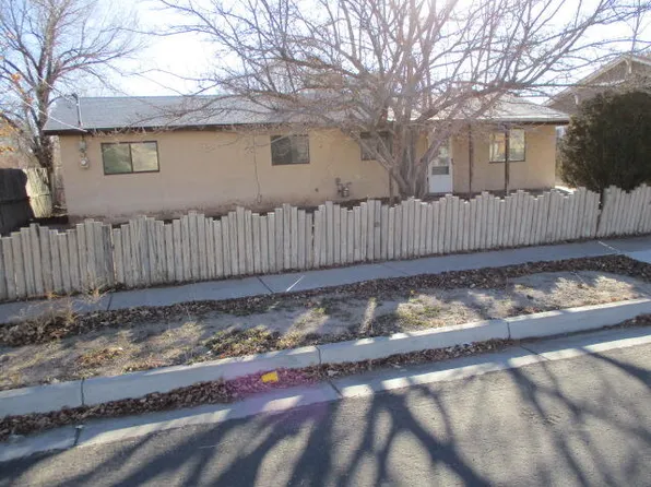 504 Cromwell Ave SW, Albuquerque, NM 87102