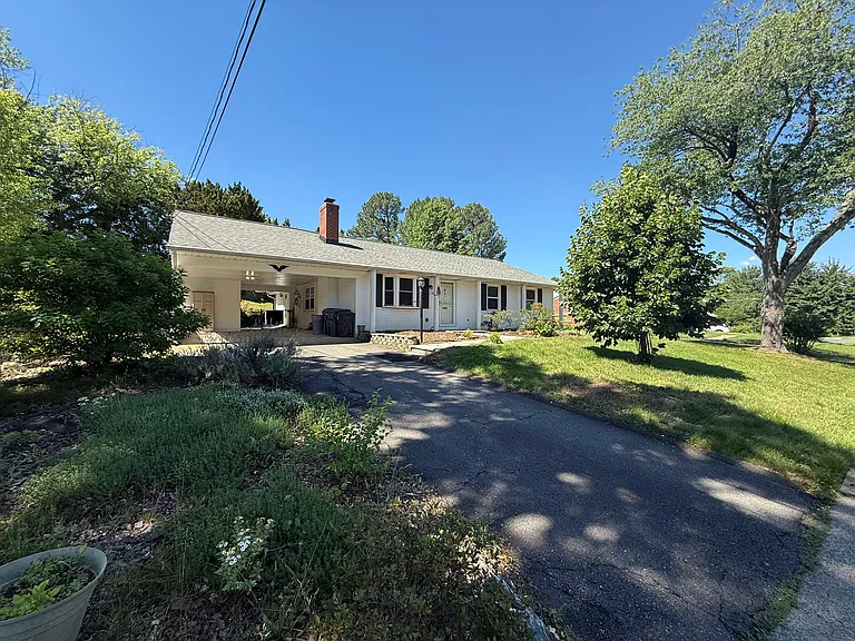 6219 Yellowstone Dr — Photo 22