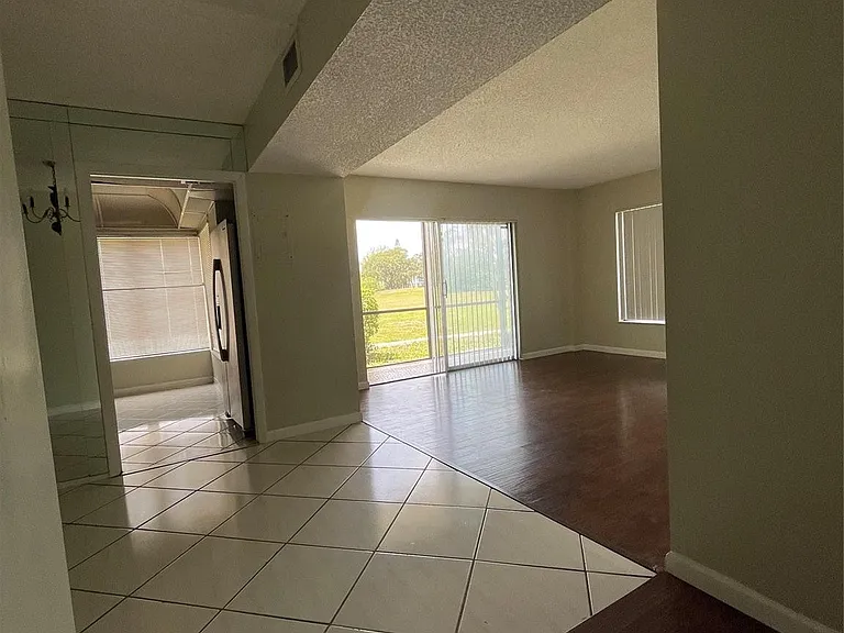 4158 Inverrary Dr #111 — Photo 7