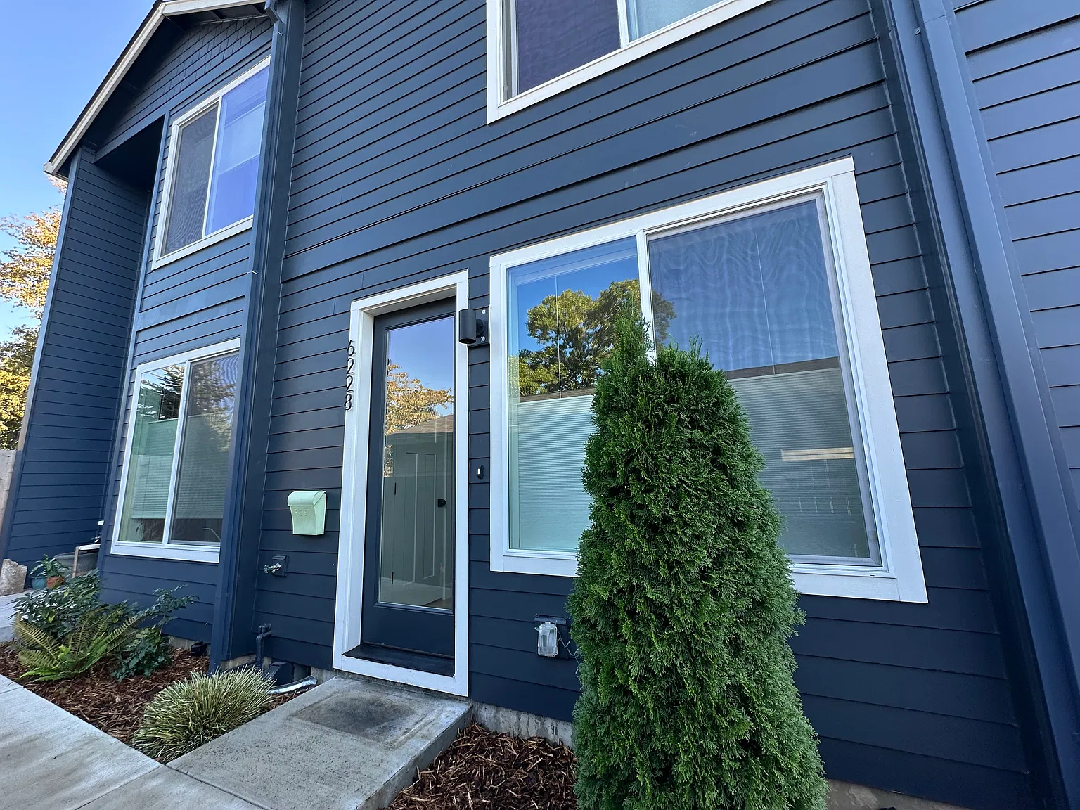 2 bed, 2.5 bath, 1031 sqft, $2,795 — Photo 2