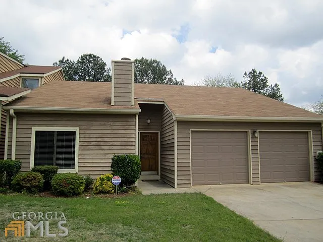 1574 Burnstone Dr photo 1