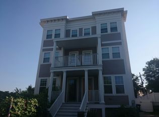 15 Dean St, Boston, MA 02125
