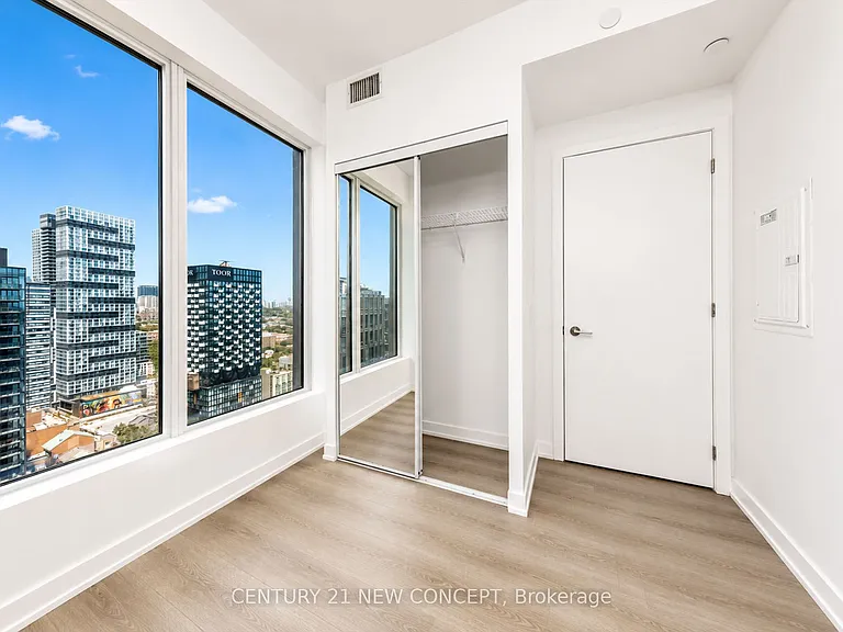 100 Queen St E #3608 — Photo 24